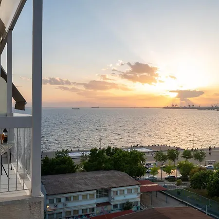 Houseloft Skyline Panorama